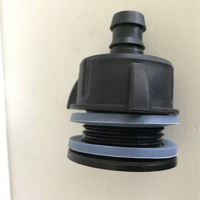 Den gängade delen kräver ett hål på 33mm i jmf med 21-22mm för klassikern i andra ringhörnan ...